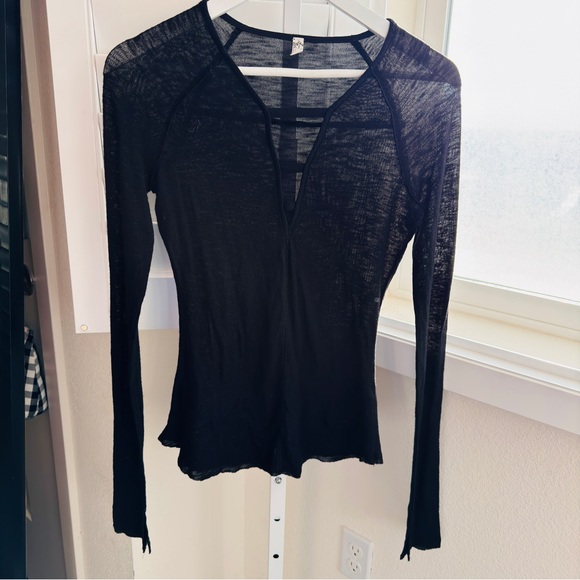 Freepeople. Intimately free. Size S. Sheer full sleeve with curved hem. NWOT - Picture 6 of 14